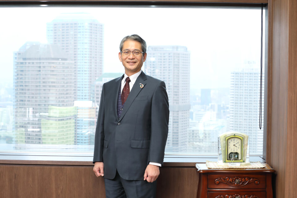 人類を苦痛から解放する使命を掲げる新日本科学・永田良一社長の“大欲”